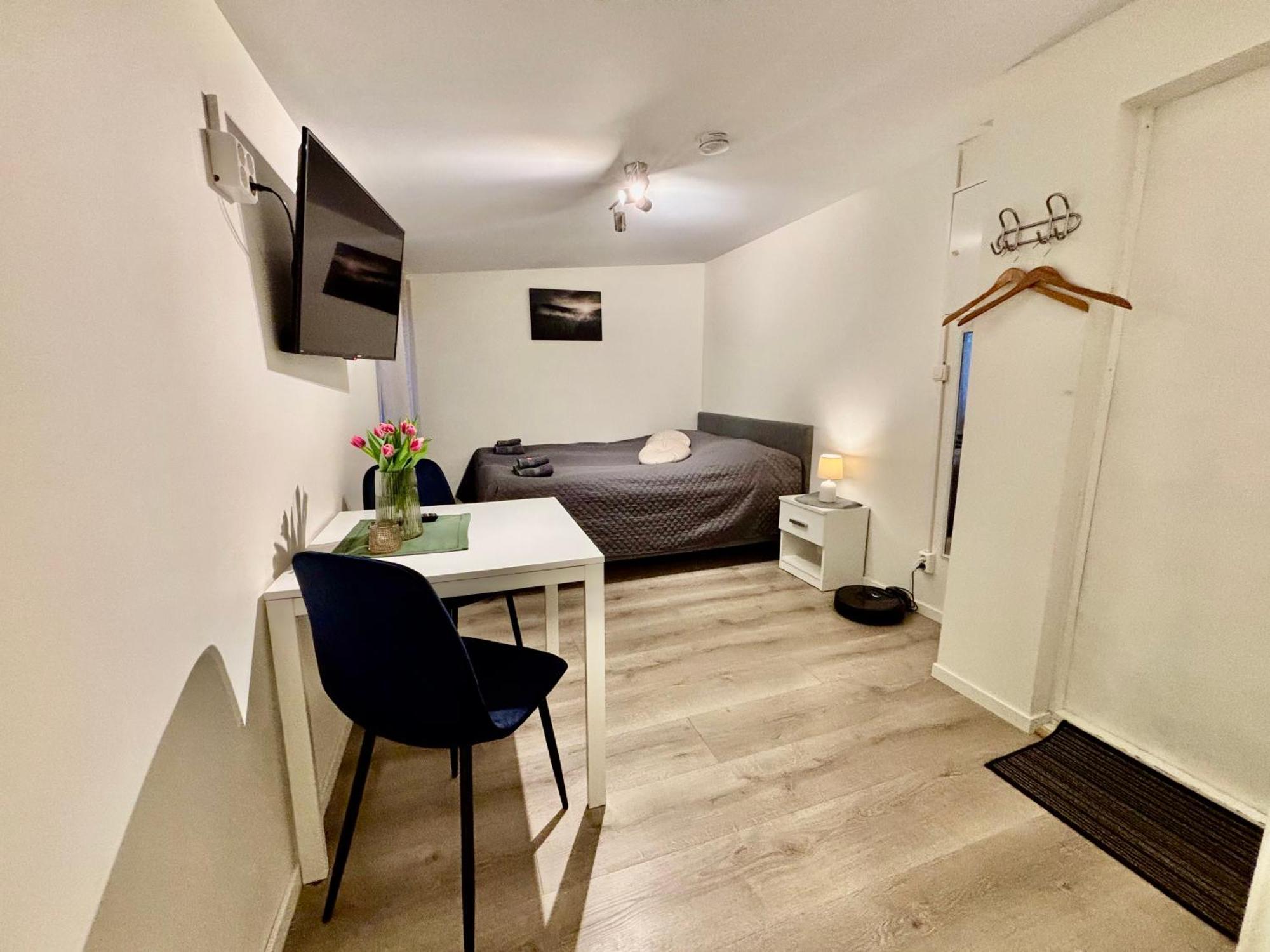 Litle Cozy Apartment In Ålesund Esterno foto