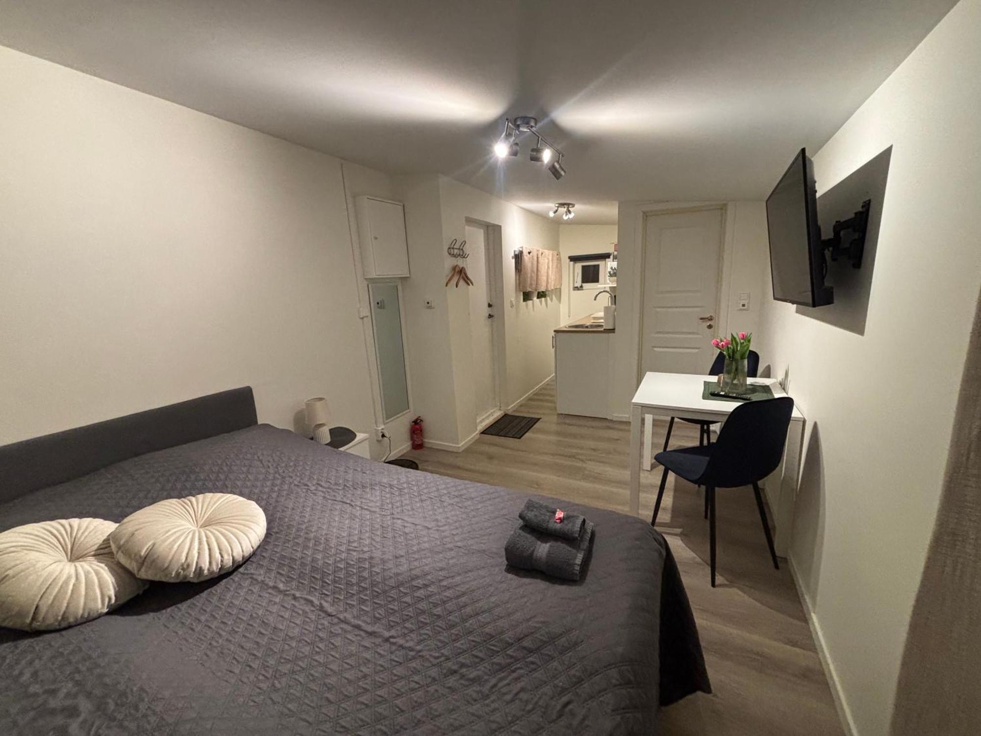 Litle Cozy Apartment In Ålesund Esterno foto